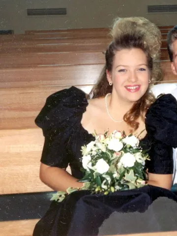 who remembers mall bangs 80s big hair teased hair poofy hair