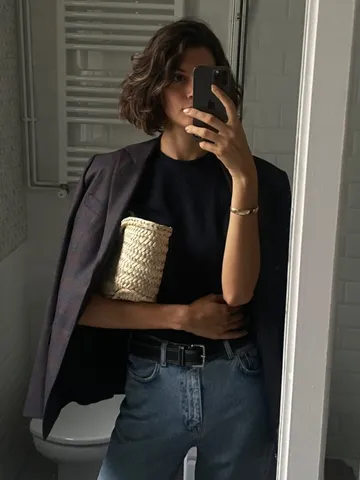 the 90s bob is the effortless style adored by celebrities ar