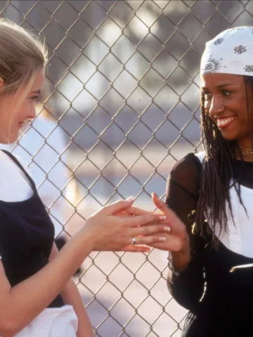 this 90s inspired layered shirt trick is back and better tha
