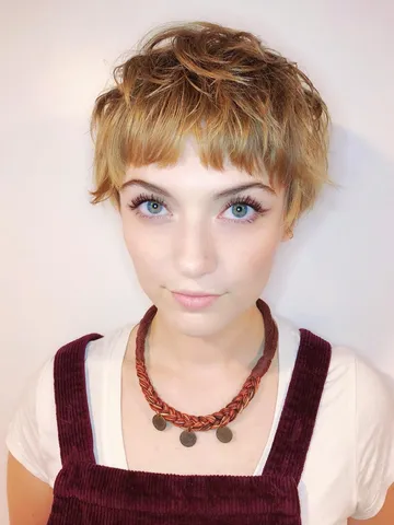 28 iconic 90s pixie cuts you need to see hairydiary
