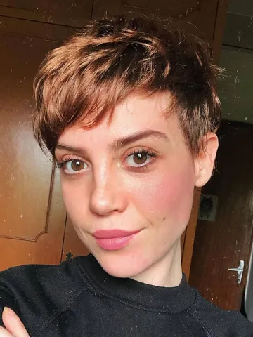 28 iconic 90s pixie cuts you need to see hairydiary