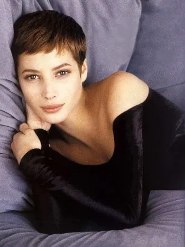 30 iconic 90s pixie cut hairstyles that are back in fashion