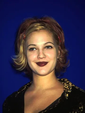 the 19 most important women s hairstyles of the 90s 90s hair