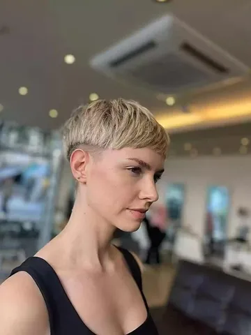 25 90s pixie cut ideas prove this is making a comeback
