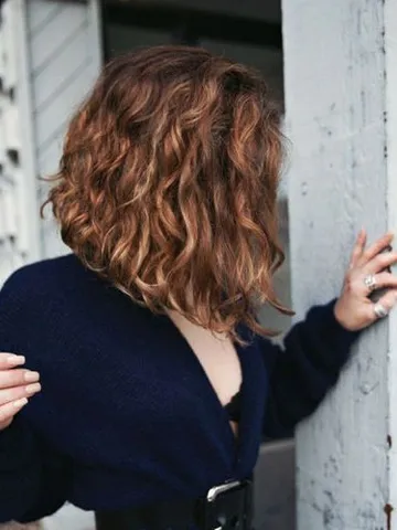 asymmetrical bob haircut