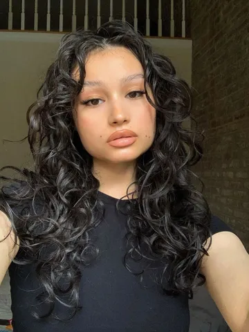 curtain bangs on curly hair kloplane