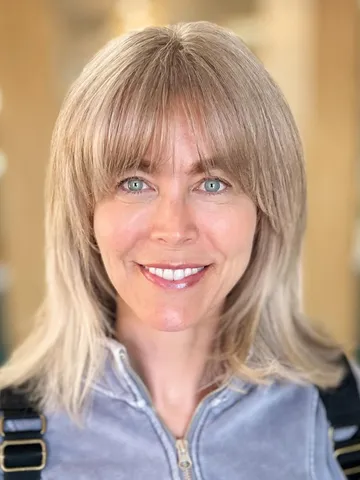 30 most flattering bangs for older women over 50 and 60