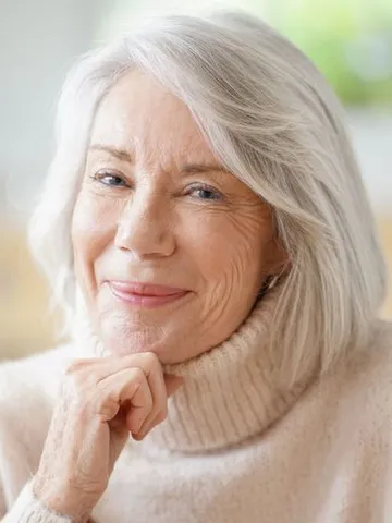 15 curtain bangs for women over 50 to camouflage forehead wr