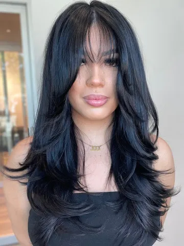 32 hairstyles that create a more defined contoured look for