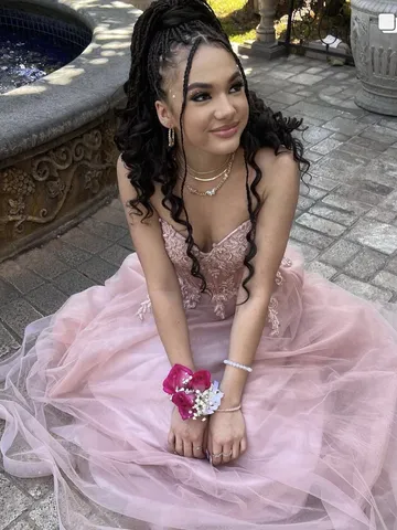 20 ways to wear your braids to prom