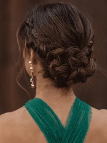 7 beautiful prom hairstyles for an unforgettable night style