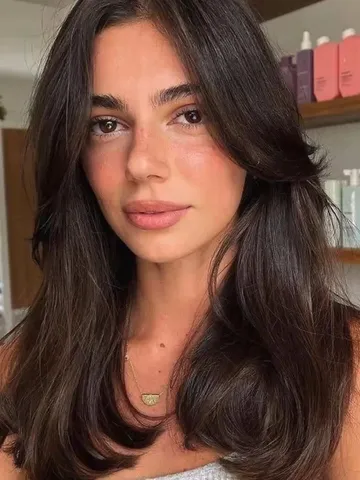 Hair inspo curtain bangs layers hair cut hair cut inspiration bangs ...