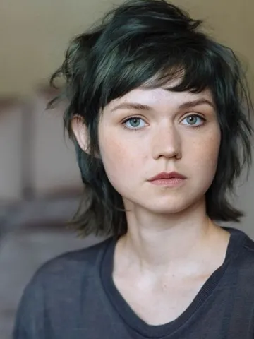 30 haircuts for women with bangs green hair hair cuts short
