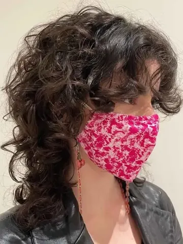 25 edgy and stylish soft mullet hairstyle women