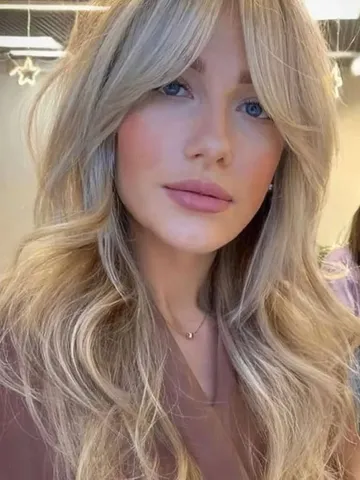 French bangs,