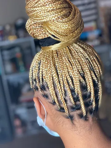 32 blonde and black knotless braids viviennebo