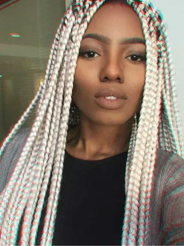 platinum blonde and black knotless braids these blonde and b