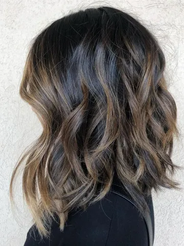 50 short medium and long wavy bobs for 2025 wavy bob haircut