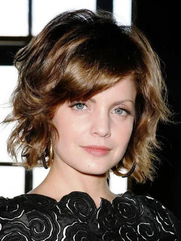 bob haircut with bangs
