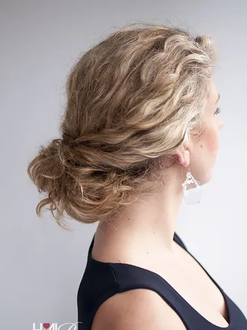 10 gorgeous natural curly hair bun styles you won t believe