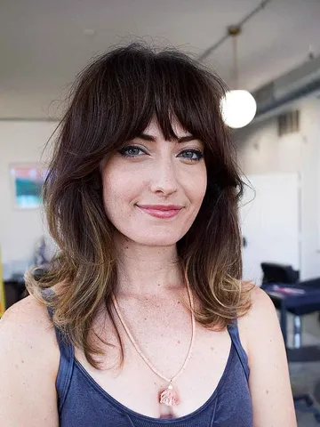 31 Chic Choppy Bangs for Women