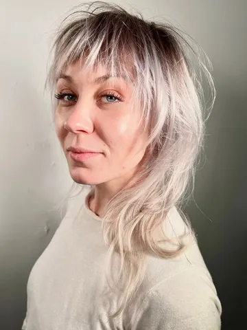 29 Choppy Hairstyles For Older Women