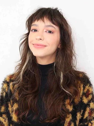 33 Chic and Edgy Styles Featuring Choppy Bangs for Women