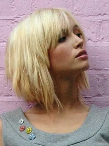hottest trending short choppy hairstyles with bangs hairstyl