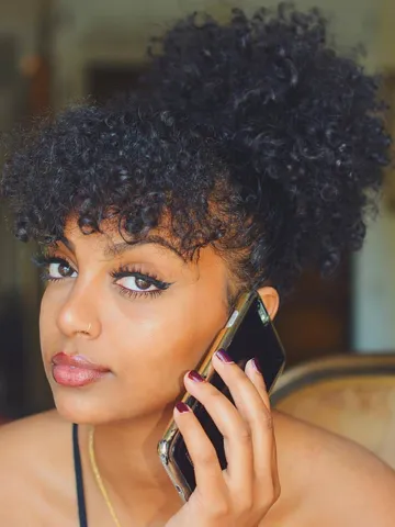 curly hairstyles with bangs for black women