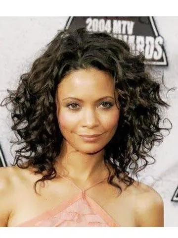 18 best curly haircuts to flatter oval faces medium curly ha