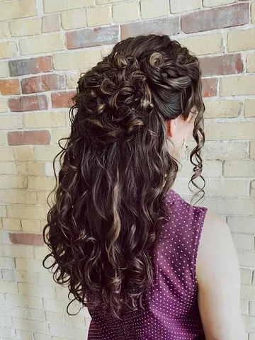 23 stunning curly prom hairstyles for 2026 updos down do s b