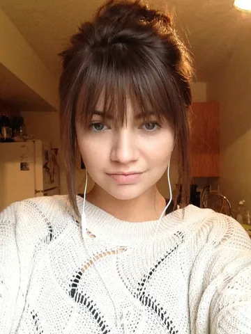 17 Wispy Bangs Styles From The Celebs Whose Bangs Are Always “Too Good ...