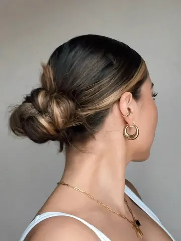 easy sleek slicked back bun tutorial sleek bun hairstyles lo