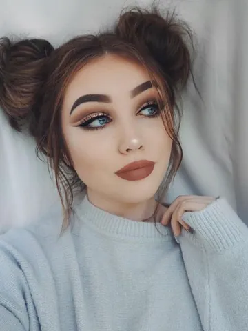 16 super cute space bun hairstyles you can try this year sty
