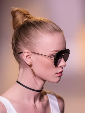 30 summer buns hairstyle 2025 ideas cute messy easy updos sp