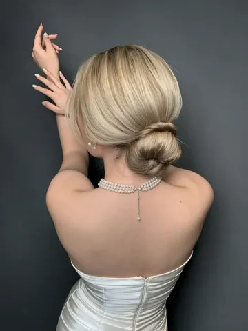 summer buns hairstyle 2025 easy cute ideas for hot days