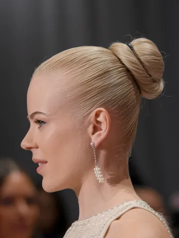 30 summer buns hairstyle 2025 ideas cute messy easy updos sp