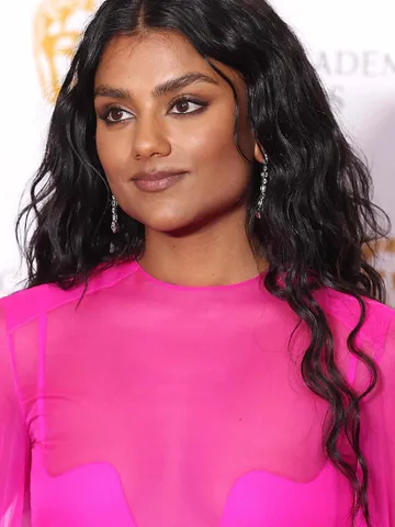 22 low maintenance haircuts for thick hair