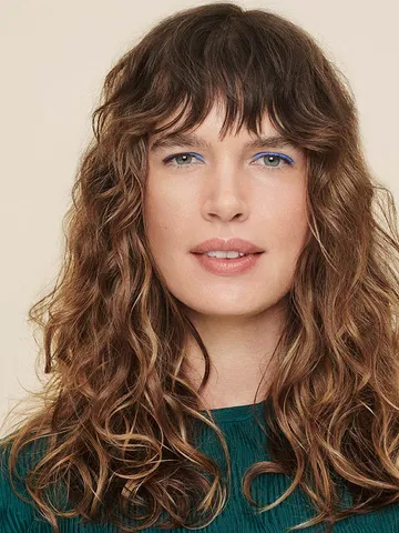 6 easy hairstyles for wavy hair