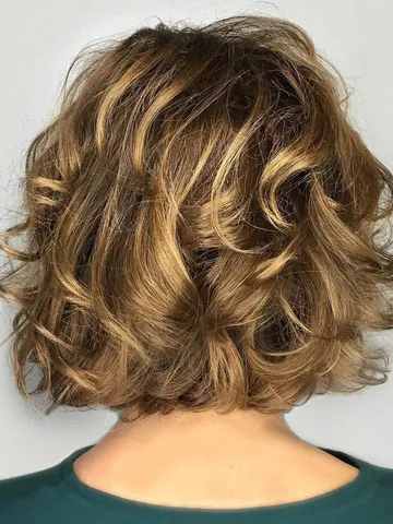 bob haircuts for wavy hair