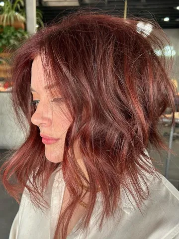 30 outstanding choppy layered haircuts for 2025