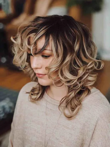 layered haircut ideas for round face