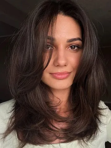 50 versatile layered haircuts medium length layered haircut