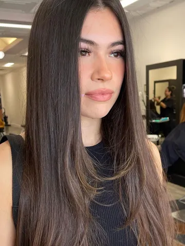 23 front layered haircuts for long hair that frame your face