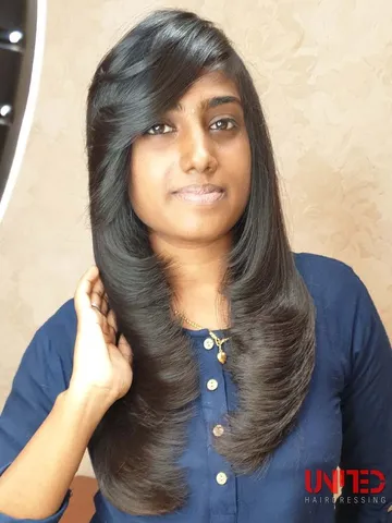 31 awesome hairstyles with side swept bangs for women