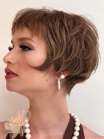 28 layered pixie cuts full of style and allure