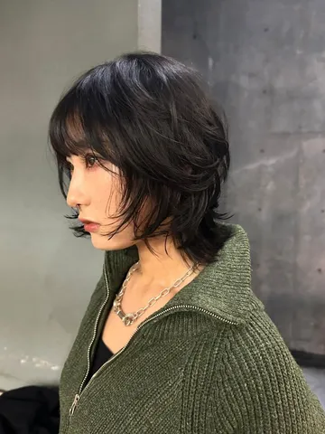 33 fun and spicy wolf cut ideas for short hair