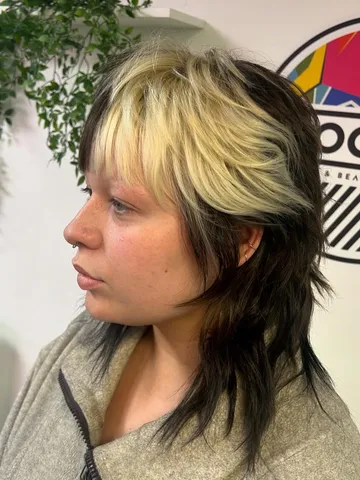 15 best layered wolf haircut ideas for a stylish edge pixeli