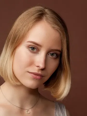 10 low maintenance bobs for minimalist ladies