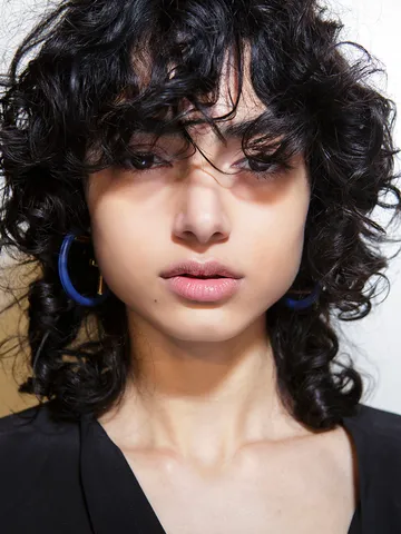 17 Uneven, Messy Bangs Hairstyles With Major Cool-Girl Vibes ...